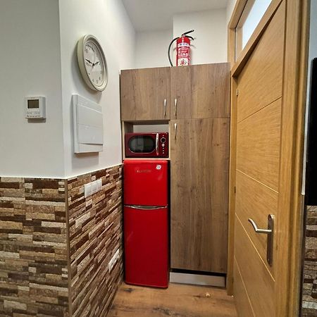 מדריד Apartamentos Deluxe Barajas מראה חיצוני תמונה