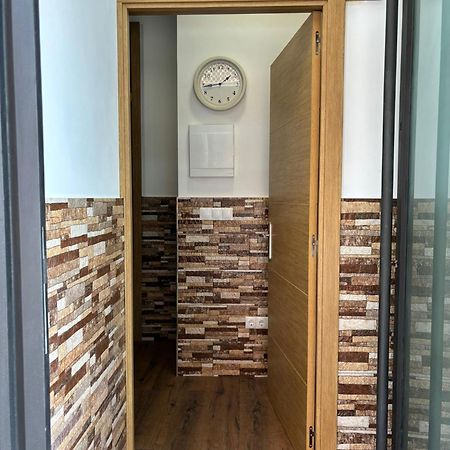מדריד Apartamentos Deluxe Barajas מראה חיצוני תמונה