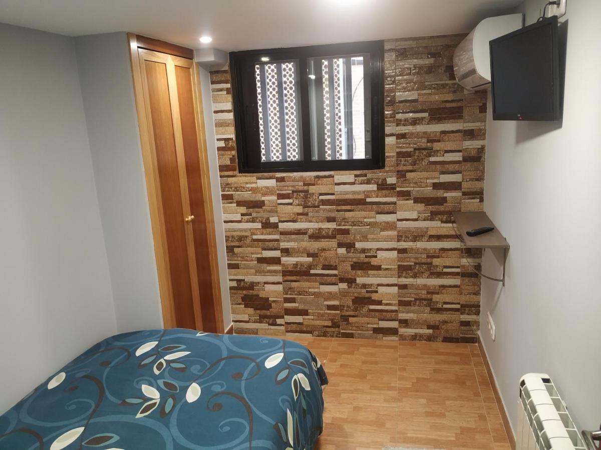 מדריד Apartamentos Deluxe Barajas מראה חיצוני תמונה