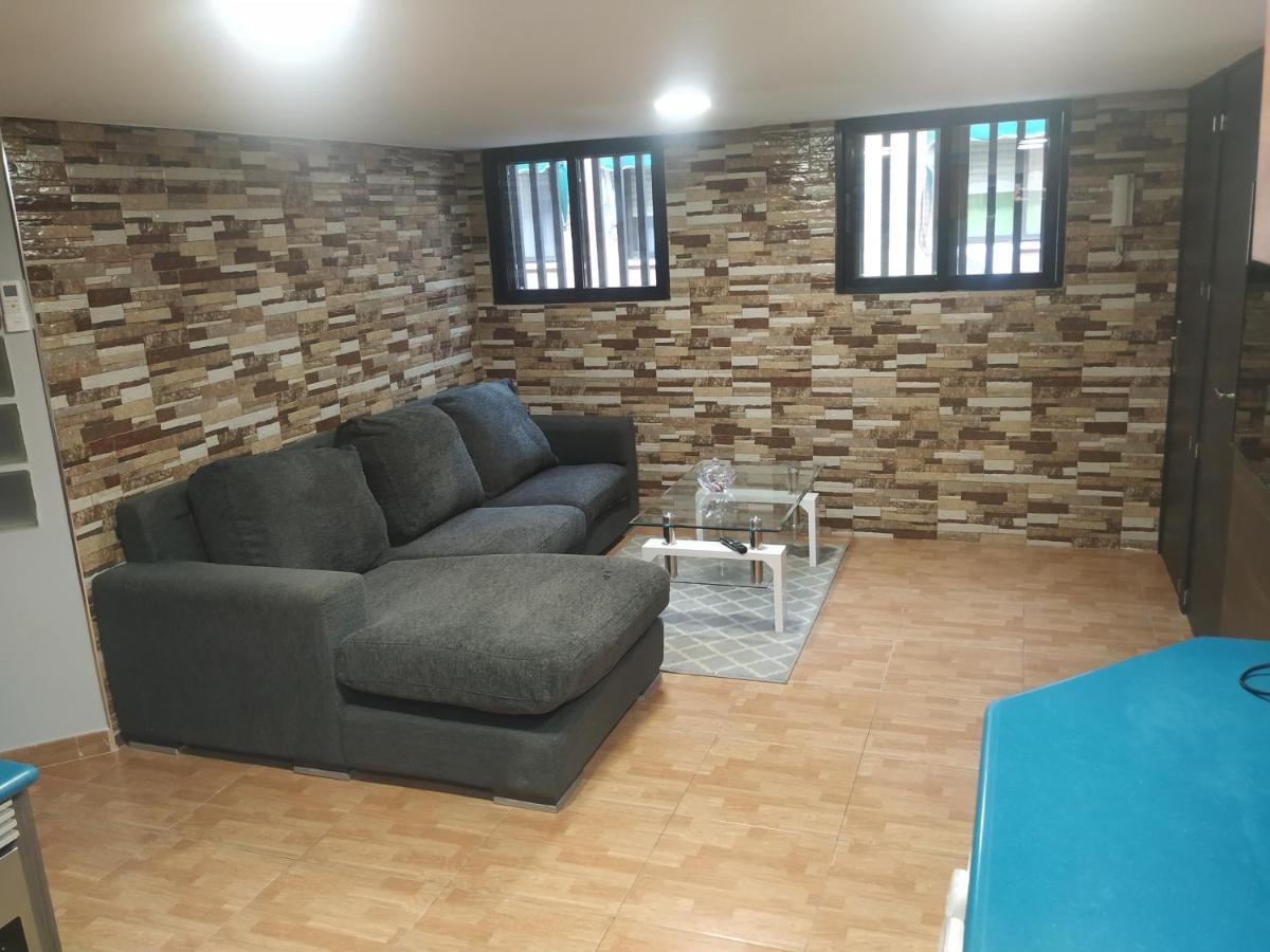 מדריד Apartamentos Deluxe Barajas מראה חיצוני תמונה