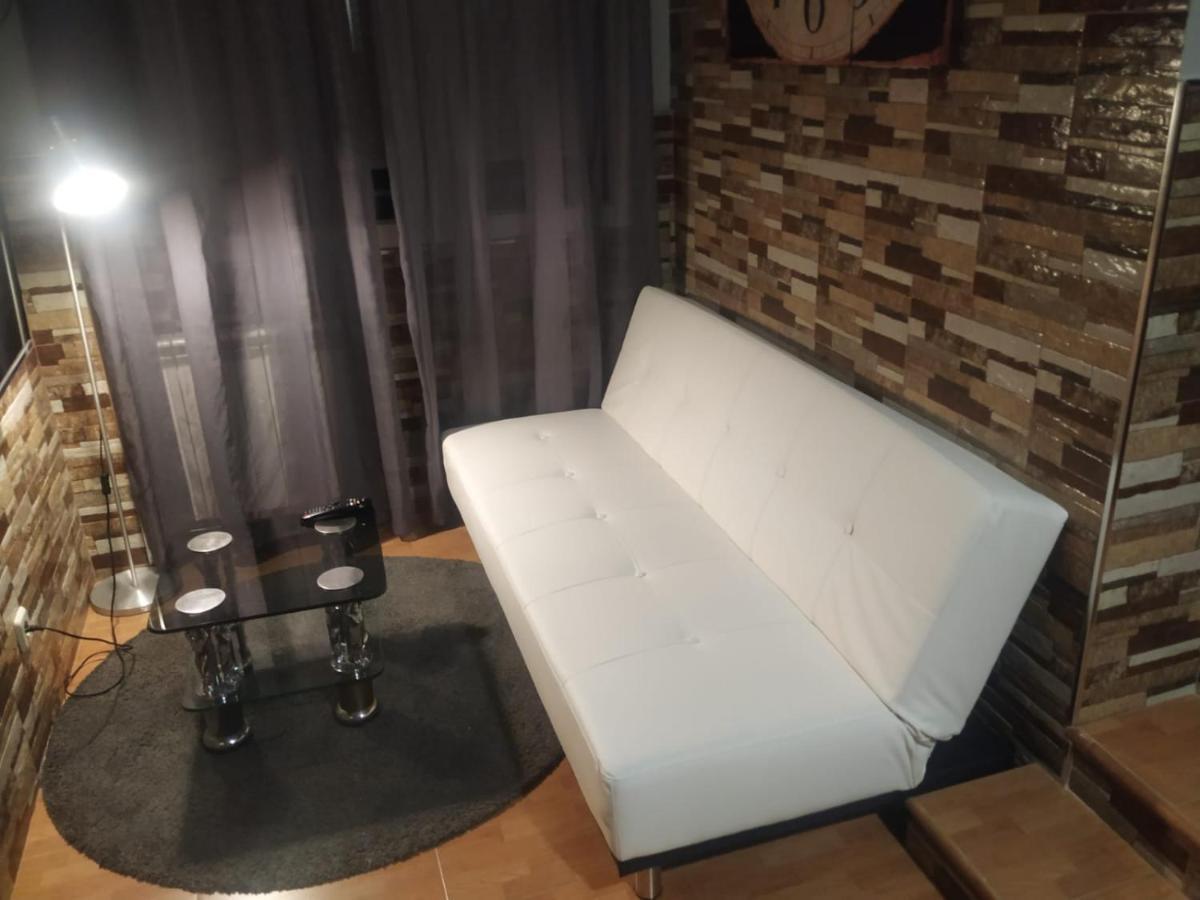 מדריד Apartamentos Deluxe Barajas מראה חיצוני תמונה