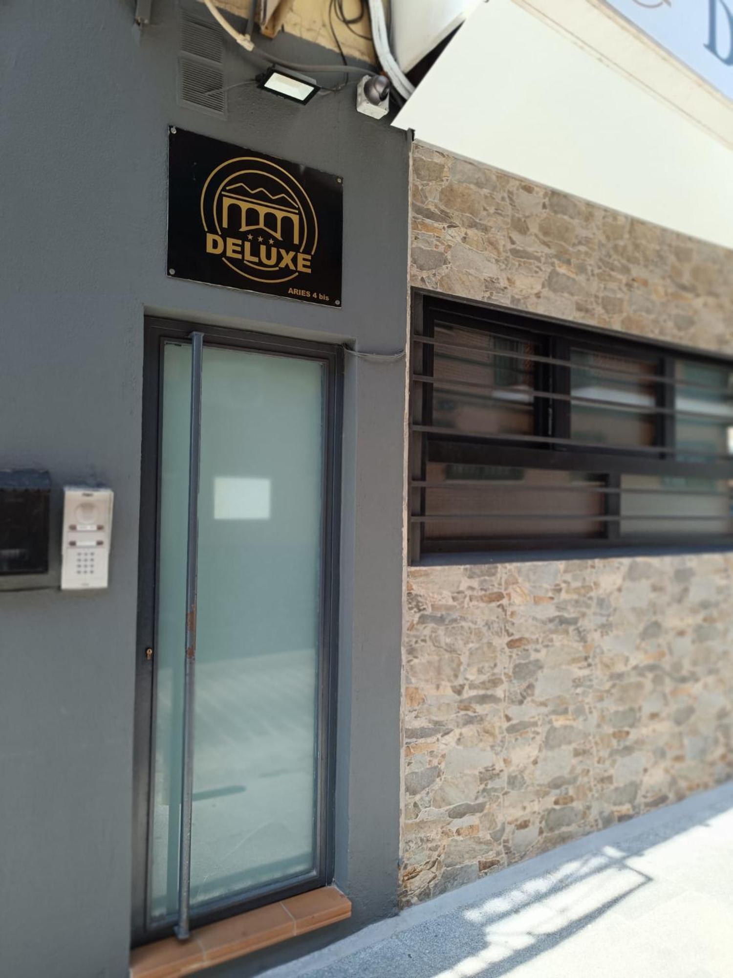 מדריד Apartamentos Deluxe Barajas מראה חיצוני תמונה