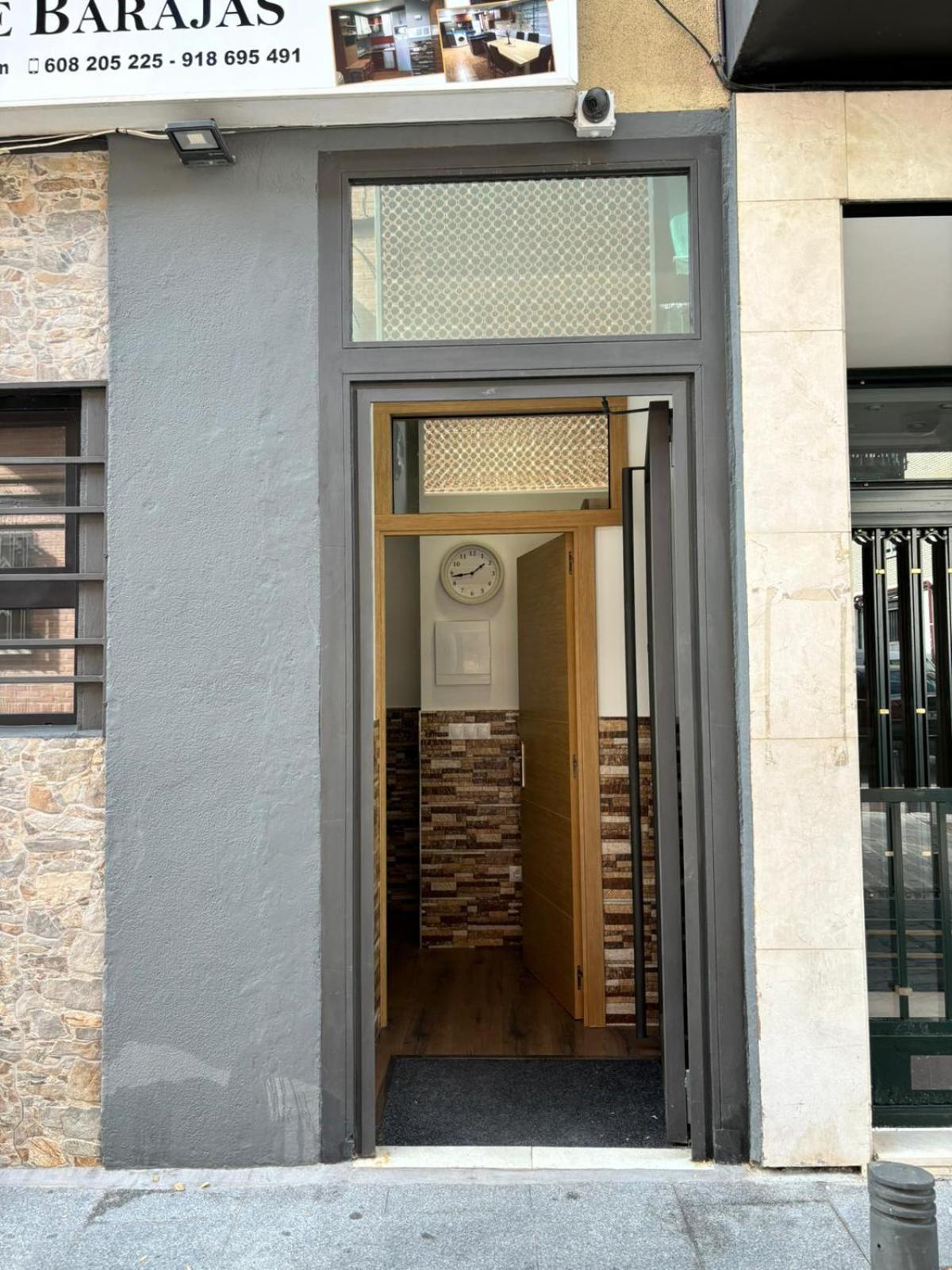 מדריד Apartamentos Deluxe Barajas מראה חיצוני תמונה