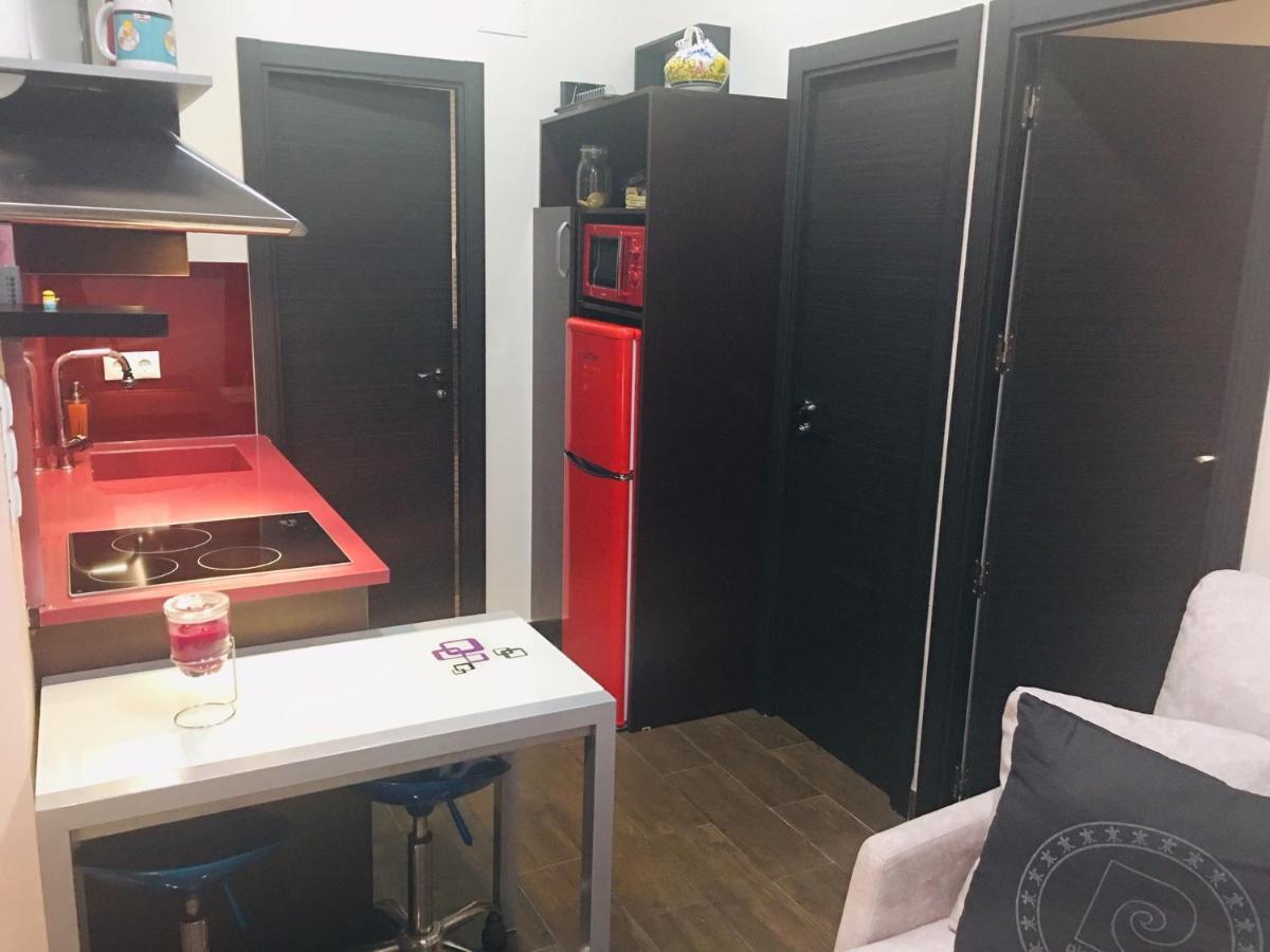 מדריד Apartamentos Deluxe Barajas מראה חיצוני תמונה